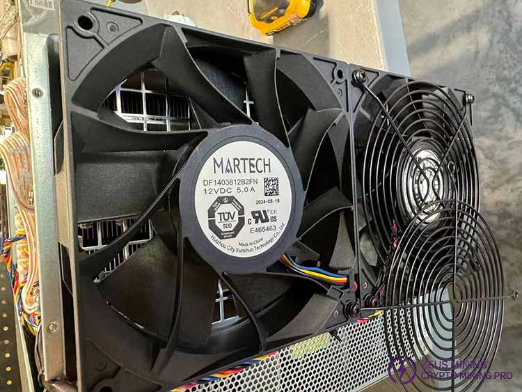 مروحة تبريد Antminer S21pro الأصلية