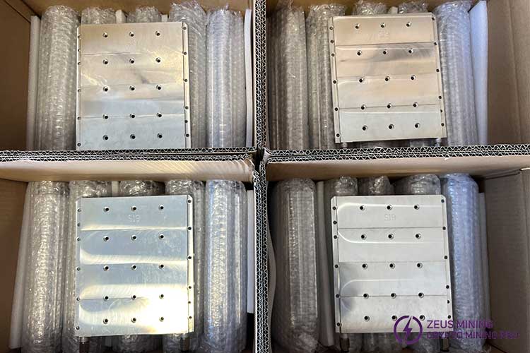 لوحة تبريد مائية S19e XP Hydro 251T لوحة تبريد مائية S19e XP Hydro 251T