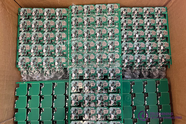 وحدة تعزيز بديلة صغيرة للوحة Antminer S19xp 18 فولت وحدة تعزيز بديلة صغيرة للوحة Antminer S19xp 18 فولت