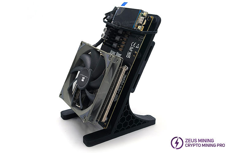  جهاز تعدين بيتكوين NerdQaxe++ Rev 6.1 6T بقدرة 100 واط