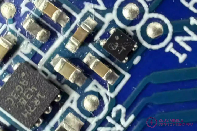 منظم جهد خطي منخفض التسرب 1.8 فولت بعلامة 3T للوحة تجزئة Avalon