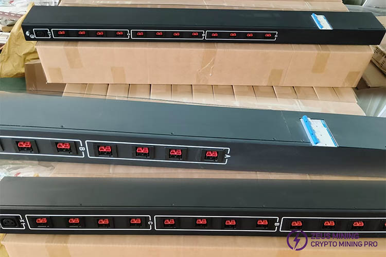 وحدة مقبس الطاقة العالمية Whatsminer لـ Hydro مينر