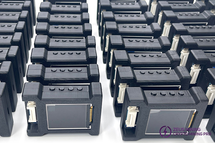 منصة اختبار ZEUS MINING TAAS لإصلاح أجهزة تعدين ASIC منصة اختبار ZEUS MINING TAAS لإصلاح أجهزة تعدين ASIC