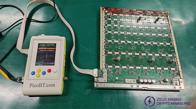 محرر EEPROM لتوصيل كابل لوحة التجزئة في Antminer