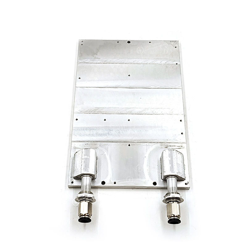لوحة تبريد بالماء لـ APW11 PSU